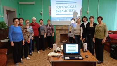 «Я поэт и этим интересен»