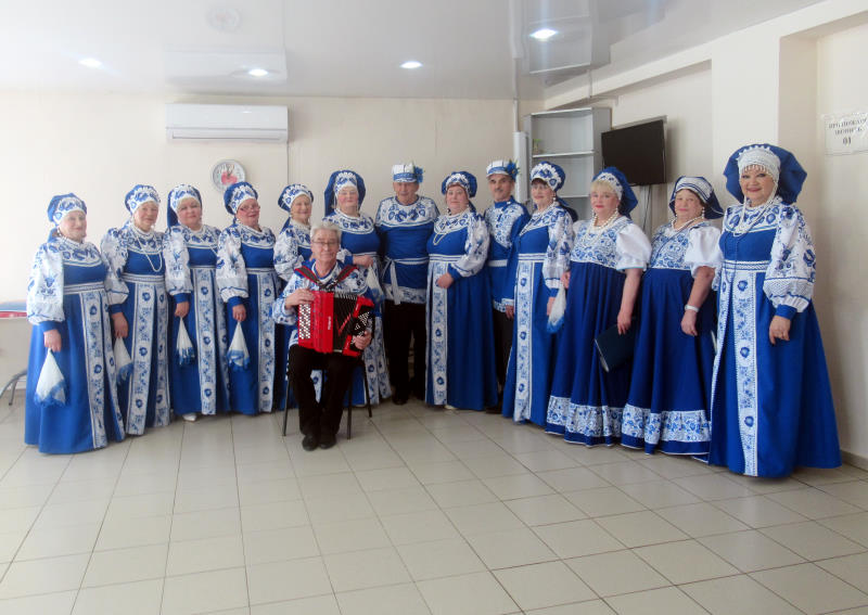 Примите в подарок весну!