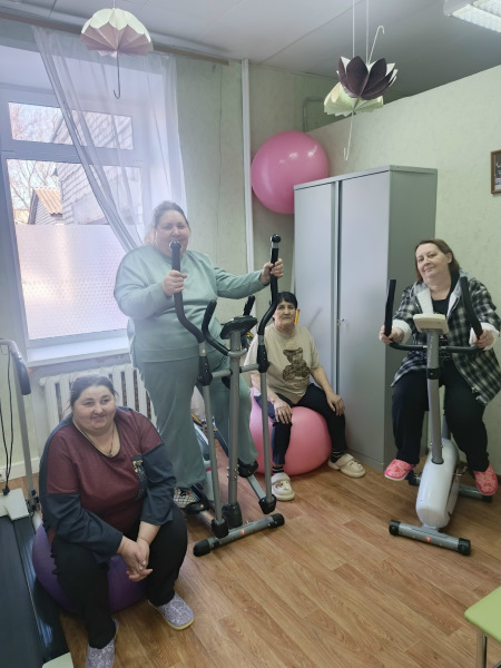 Занятия на тренажерах.