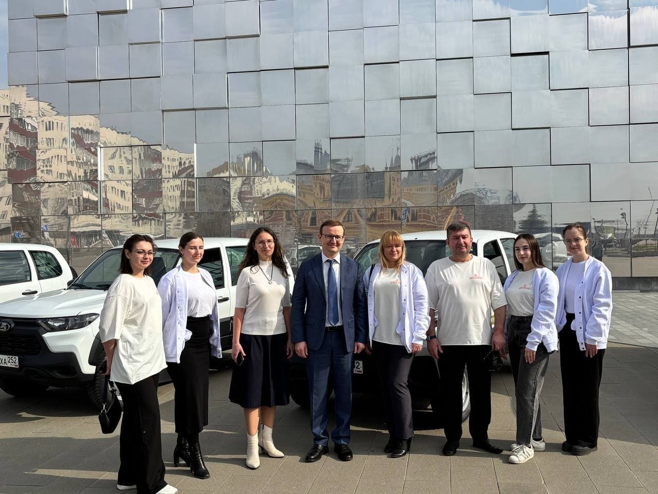 20 новых мобильных бригад «Дети в семье»