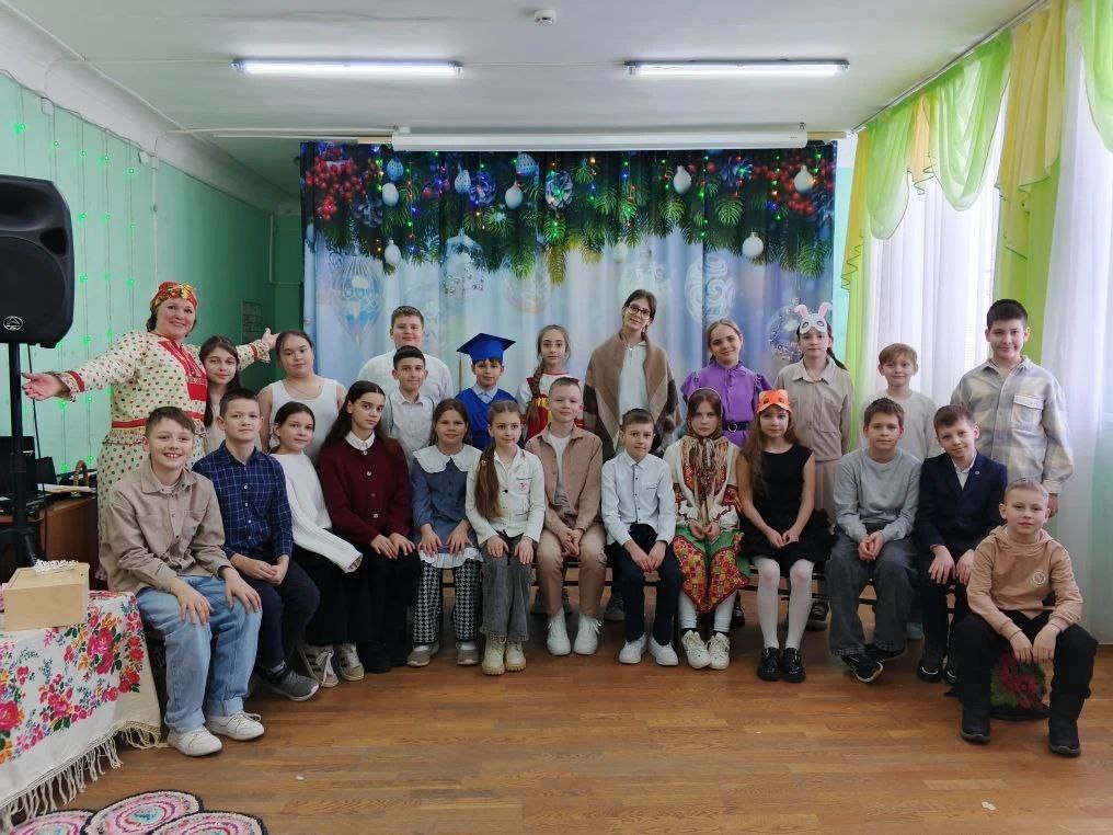 Выступление учащихся 4Г класса школы №12 в ОДП