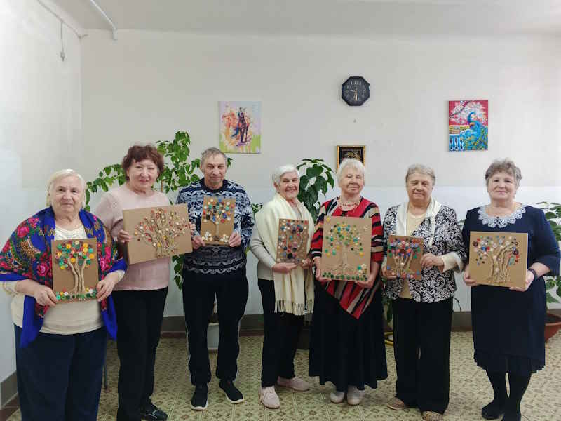 Изготовление панно из пуговиц и джута «Древо жизни»